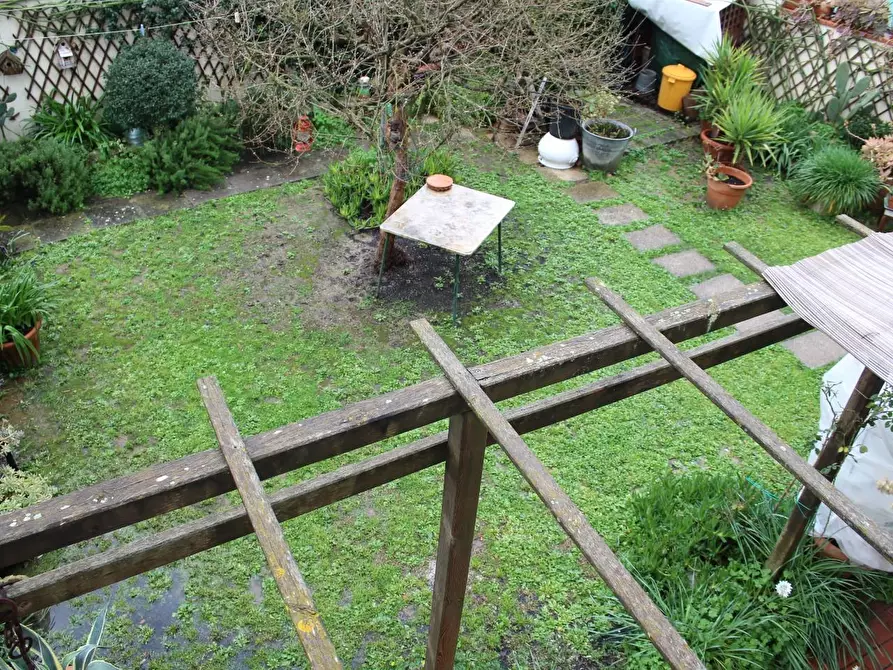 Immagine 22 di Casa indipendente in vendita  a Empoli