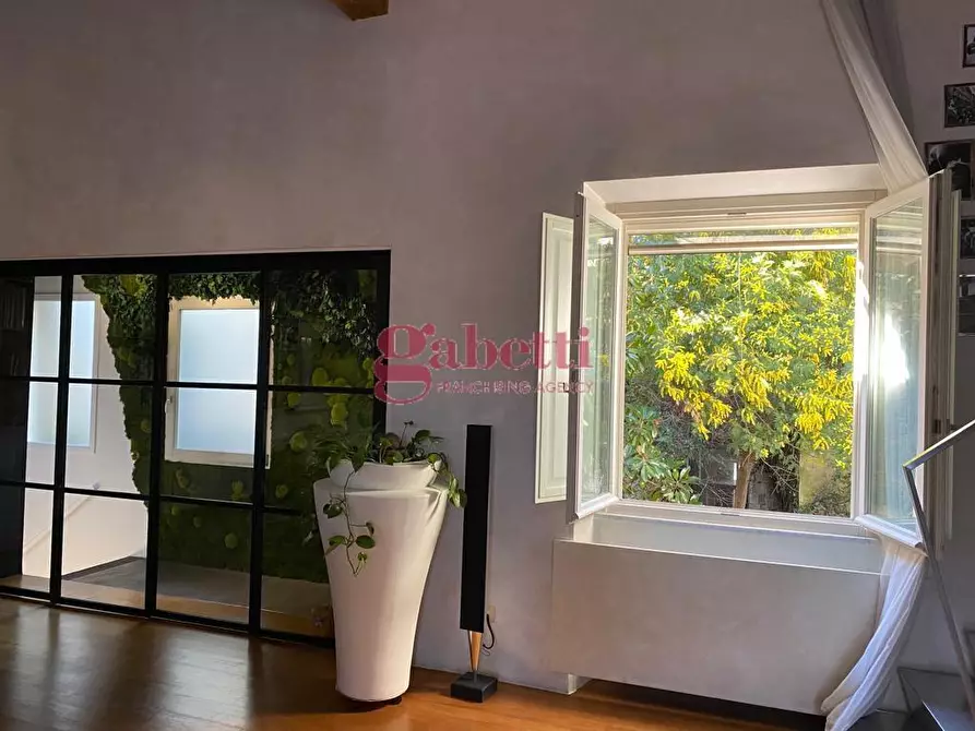 Immagine 13 di Loft/Open space in vendita  a Pisa