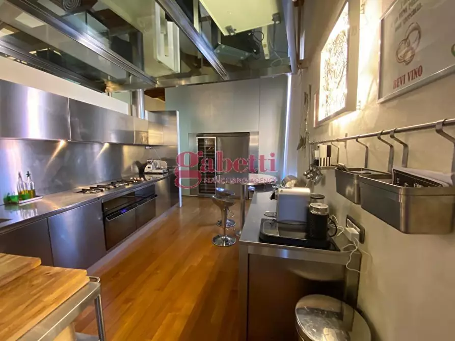 Immagine 19 di Loft/Open space in vendita  a Pisa