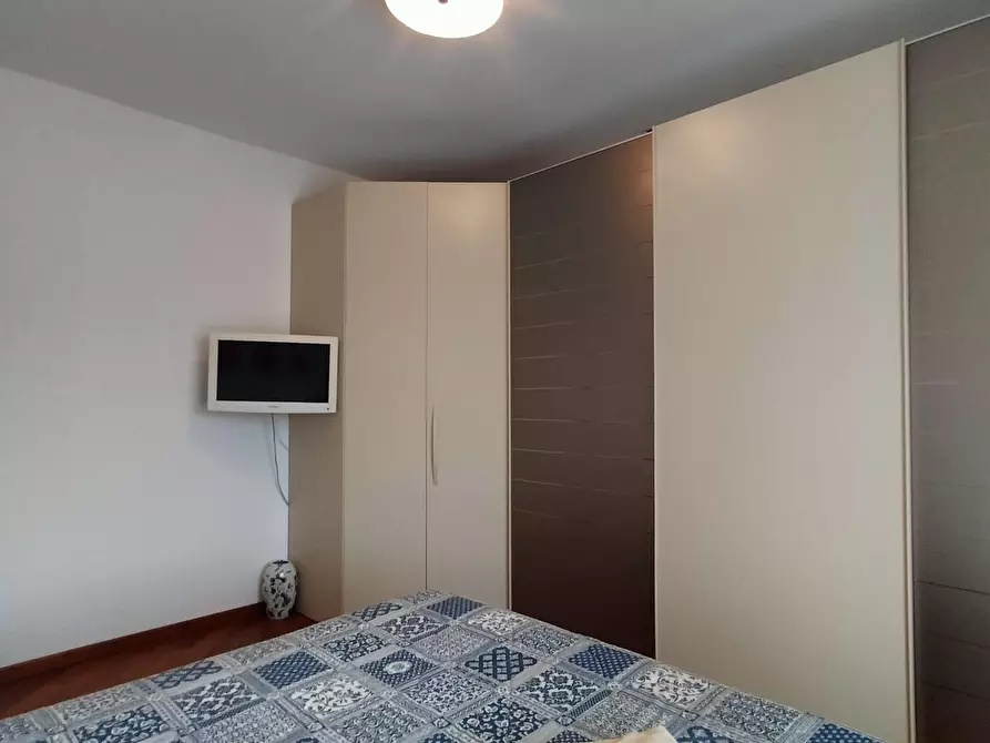 Immagine 16 di Casa indipendente in vendita  a Carrara