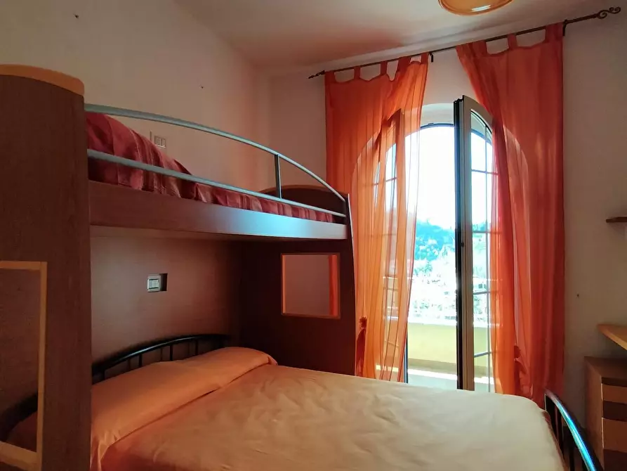 Immagine 20 di Casa indipendente in vendita  a Carrara