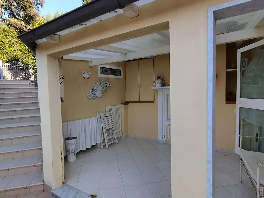 Immagine 26 di Casa indipendente in vendita  a Carrara