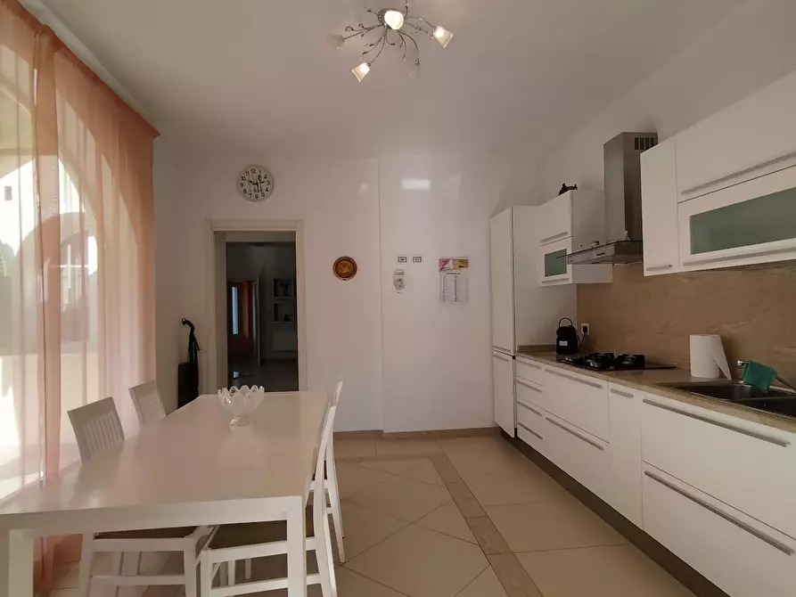 Immagine 5 di Casa indipendente in vendita  a Carrara