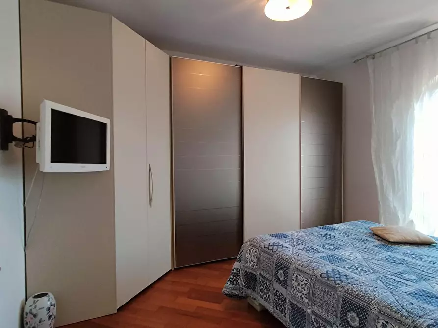 Immagine 19 di Casa indipendente in vendita  a Carrara