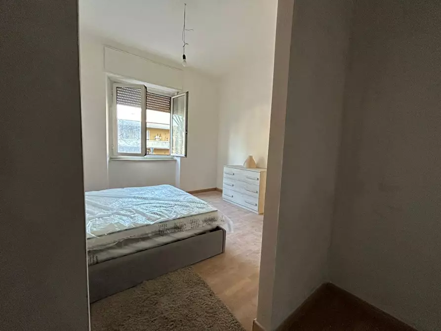 Immagine 11 di Appartamento in vendita  a Massa