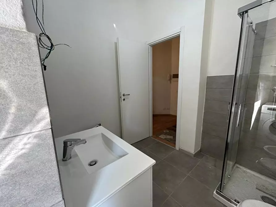 Immagine 19 di Appartamento in vendita  a Massa