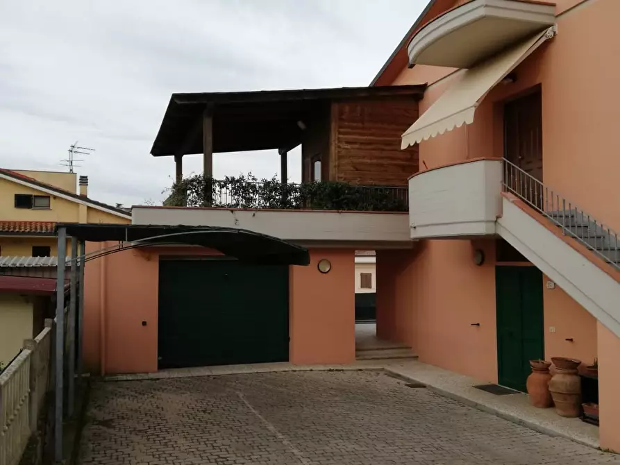 Immagine 1 di Casa indipendente in vendita  a Montopoli In Val D'arno