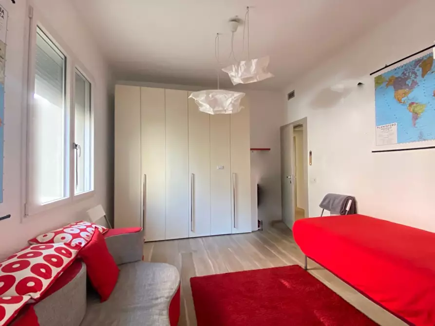 Immagine 16 di Casa indipendente in vendita  a Pisa