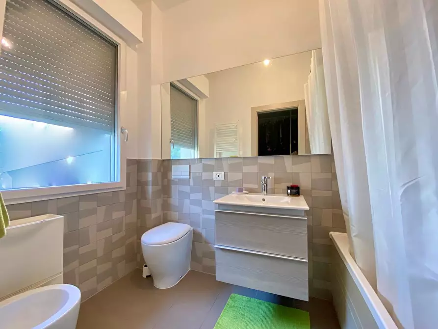 Immagine 13 di Casa indipendente in vendita  a Pisa