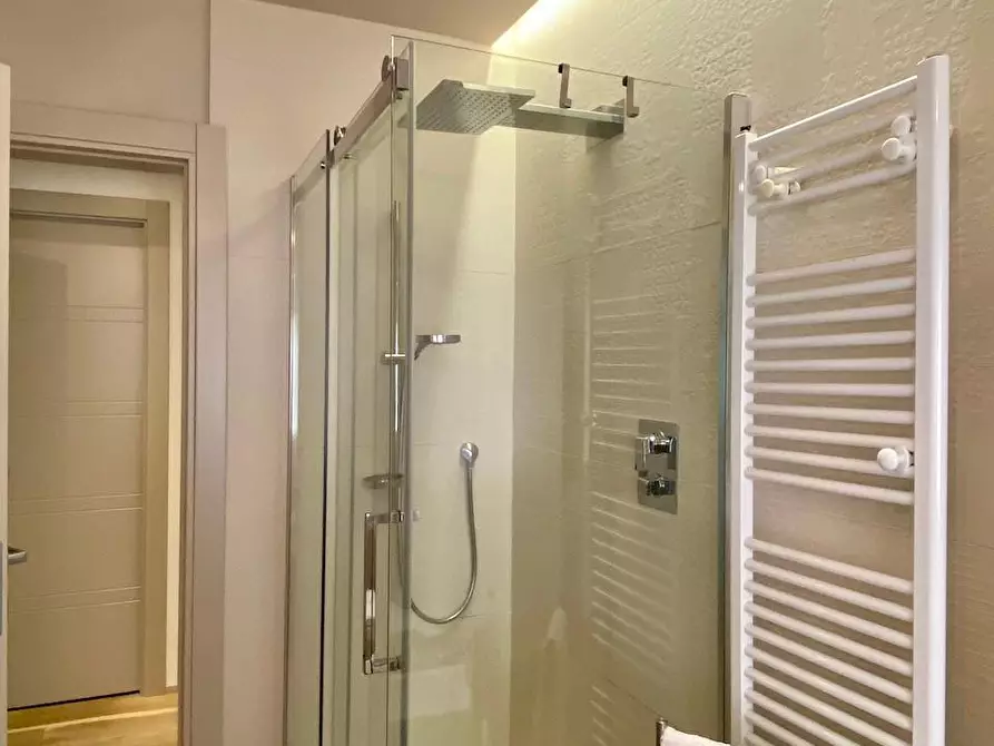 Immagine 23 di Casa indipendente in vendita  a Pisa