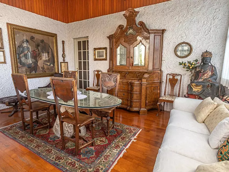 Immagine 7 di Villa in vendita  a Fucecchio