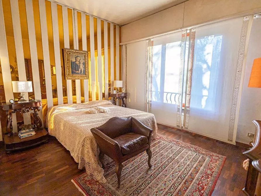 Immagine 12 di Villa in vendita  a Fucecchio