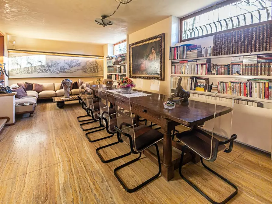 Immagine 25 di Villa in vendita  a Fucecchio