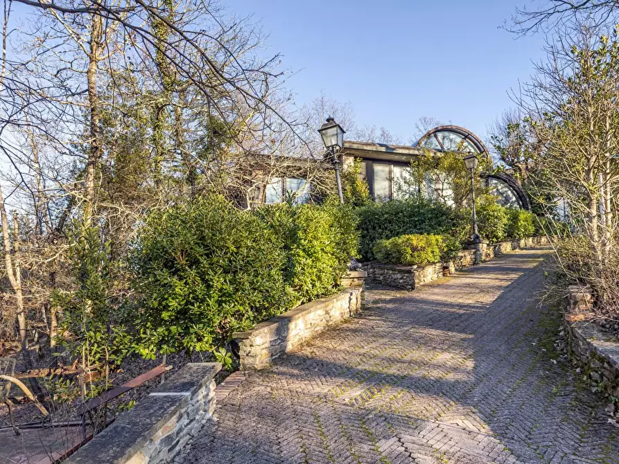 Immagine 33 di Villa in vendita  a Fucecchio