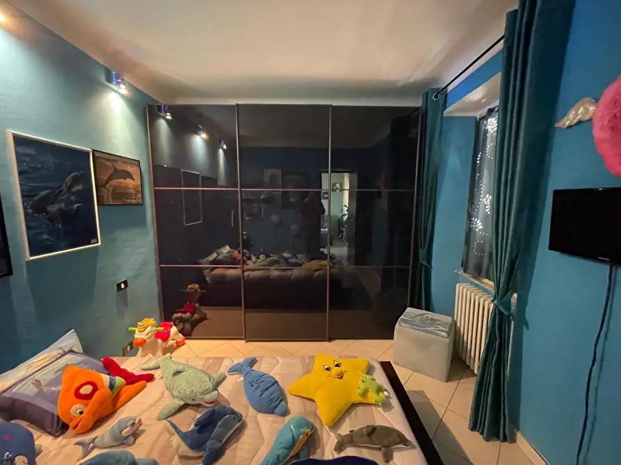 Immagine 11 di Appartamento in vendita  a Massa