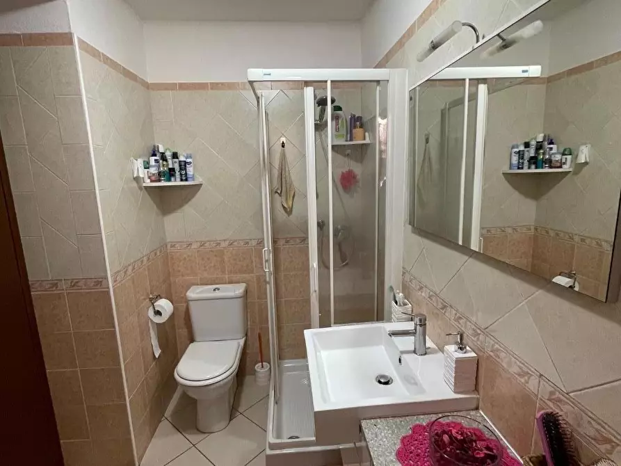 Immagine 17 di Appartamento in vendita  a Massa