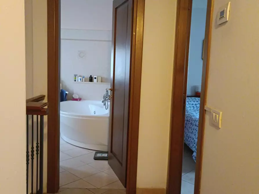 Immagine 11 di Casa bifamiliare in vendita  a Bagni Di Lucca