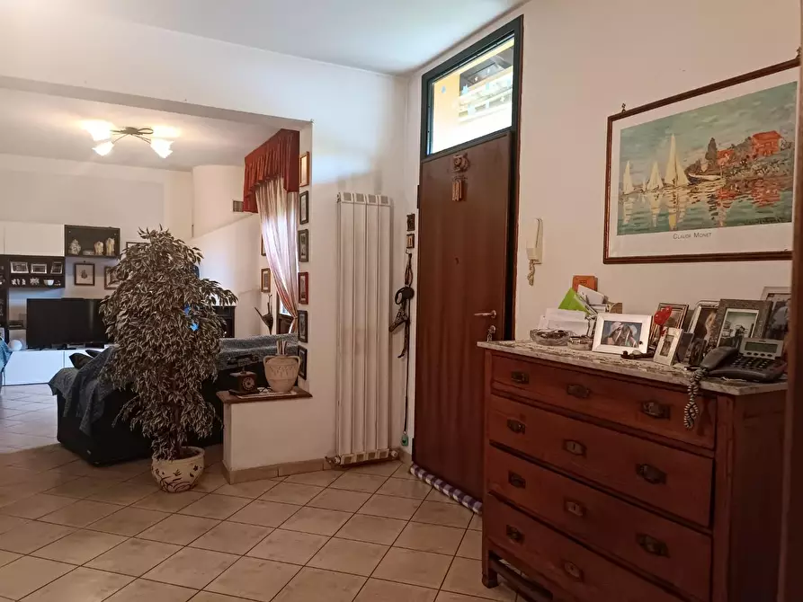 Immagine 2 di Casa bifamiliare in vendita  a Bagni Di Lucca