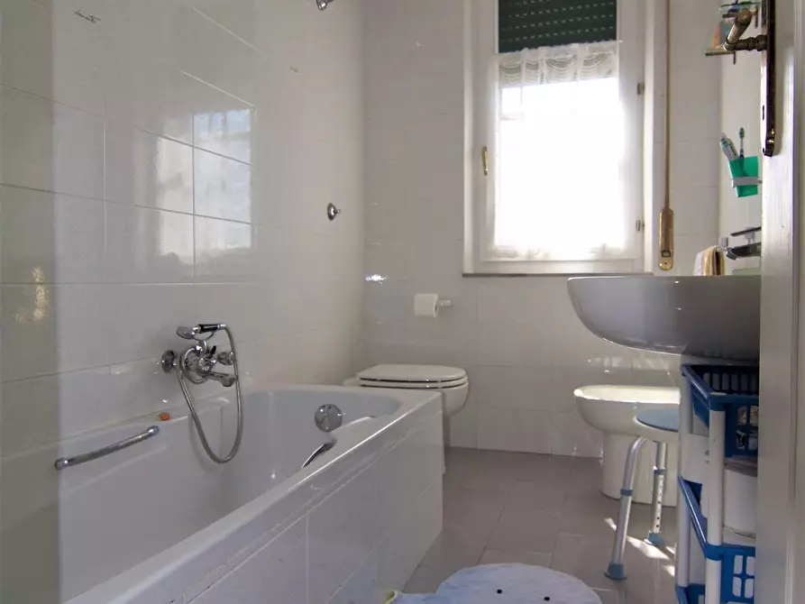 Immagine 8 di Appartamento in vendita  a Pisa