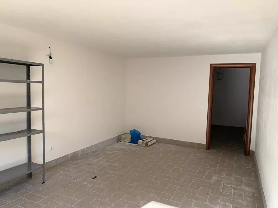 Immagine 28 di Appartamento in vendita  a Santa Maria A Monte