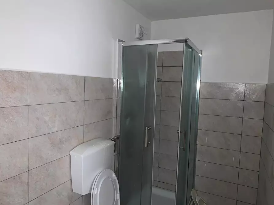 Immagine 27 di Appartamento in vendita  a Santa Maria A Monte