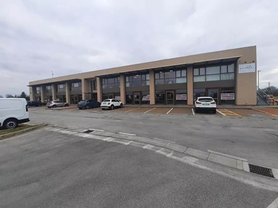 Immagine 14 di Ufficio in vendita  a Castelfranco Di Sotto