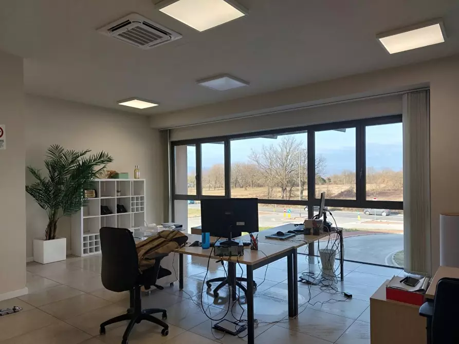 Immagine 7 di Ufficio in vendita  a Castelfranco Di Sotto