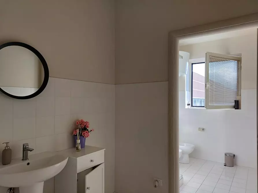 Immagine 4 di Ufficio in vendita  a Castelfranco Di Sotto