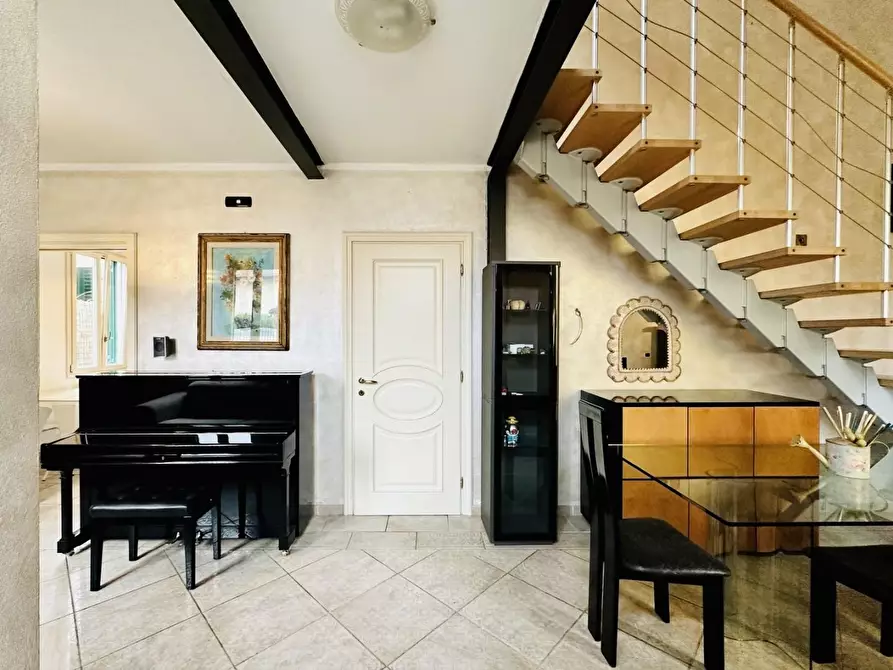 Immagine 3 di Terratetto in vendita  a Pietrasanta