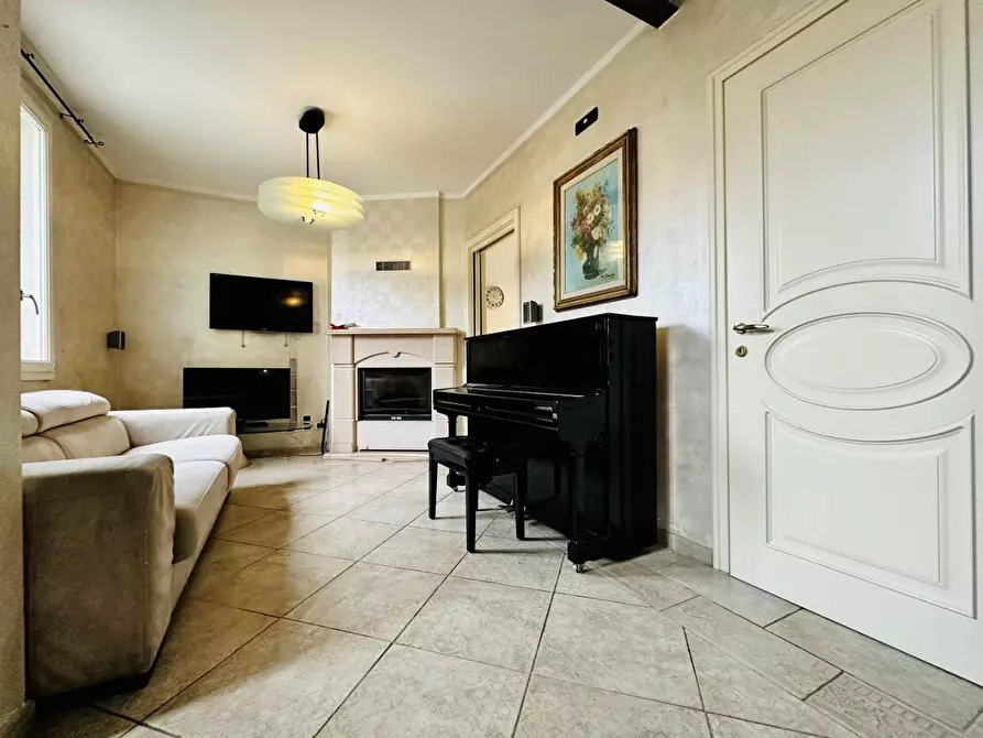 Immagine 4 di Terratetto in vendita  a Pietrasanta