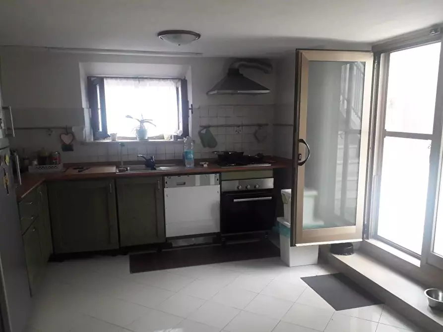 Immagine 7 di Appartamento in vendita  a Pisa