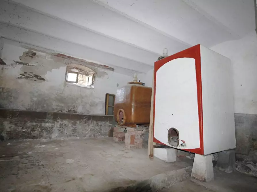 Immagine 6 di Casa colonica in vendita  a Vinci