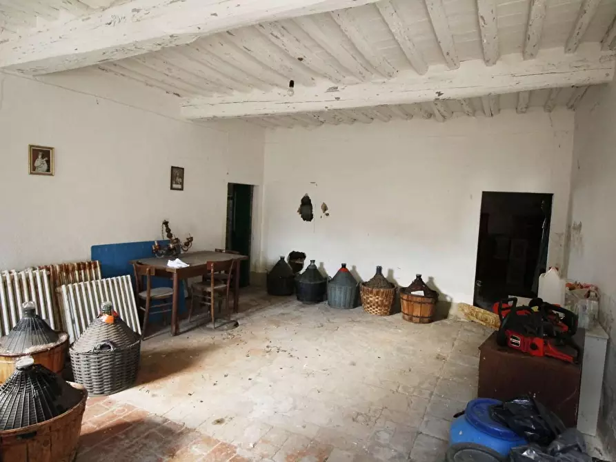 Immagine 5 di Casa colonica in vendita  a Vinci