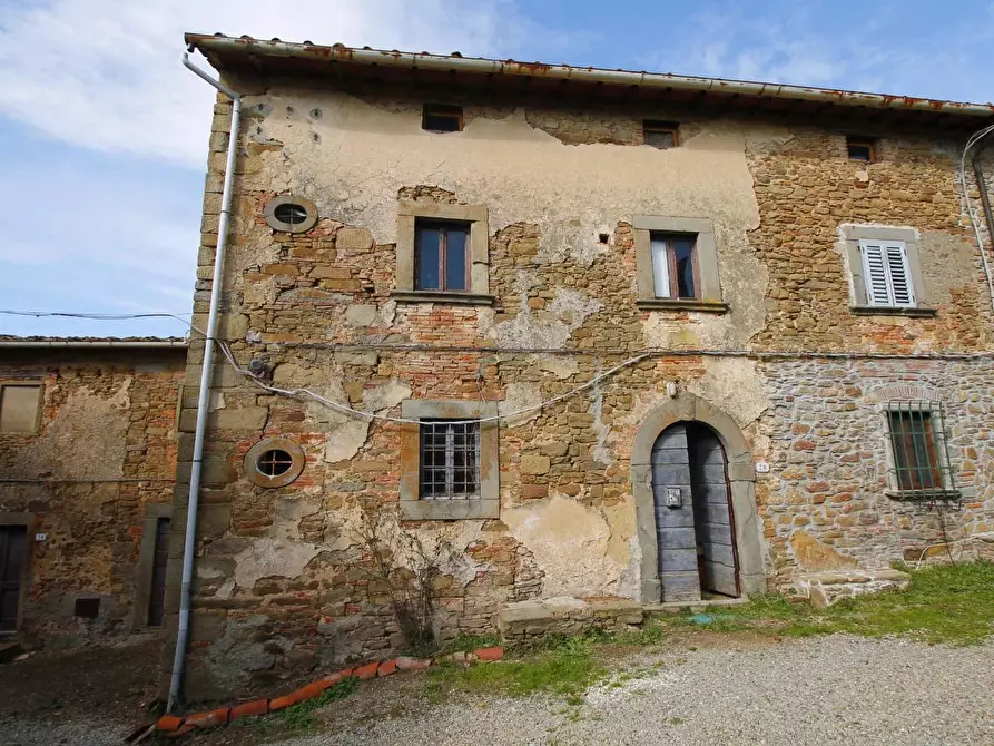 Immagine 3 di Casa colonica in vendita  a Vinci