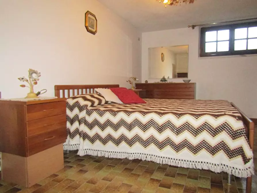 Immagine 36 di Villa in vendita  a Carrara