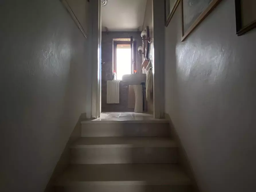 Immagine 19 di Appartamento in vendita  a Montelupo Fiorentino