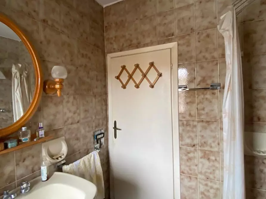 Immagine 12 di Appartamento in vendita  a Montelupo Fiorentino