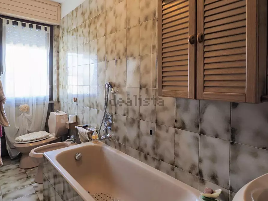 Immagine 6 di Casa bifamiliare in vendita  a Massa