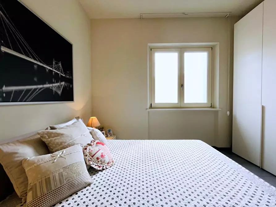 Immagine 21 di Casa indipendente in vendita  a Camaiore