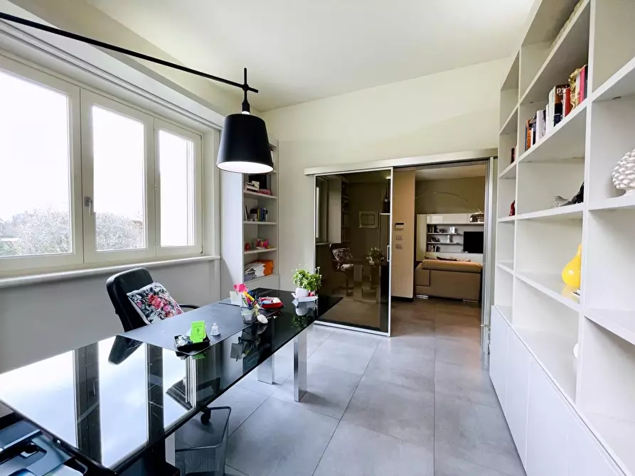 Immagine 43 di Casa indipendente in vendita  a Camaiore