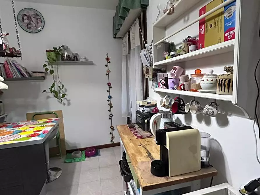 Immagine 8 di Appartamento in vendita  a Aulla