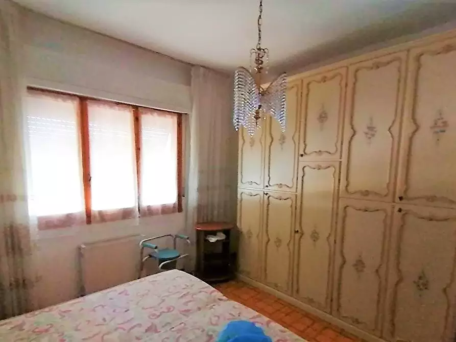 Immagine 8 di Appartamento in vendita  a Carrara