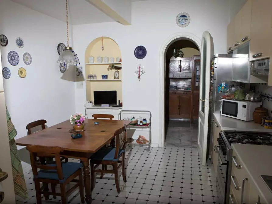 Immagine 21 di Terratetto in vendita  a Pisa