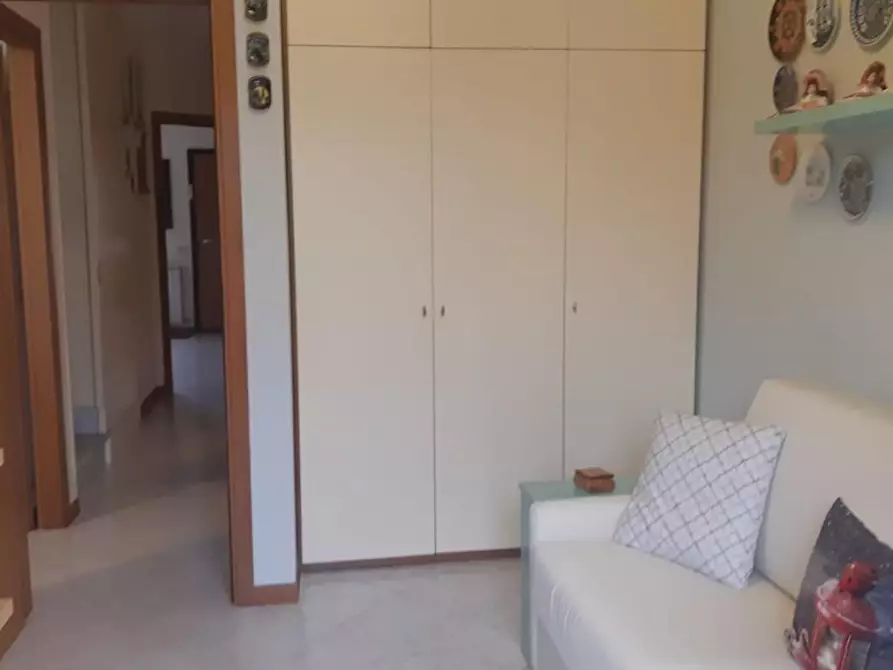 Immagine 10 di Appartamento in vendita  a Massa