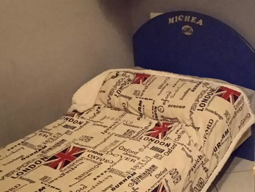 Immagine 5 di Porzione di casa in vendita  a Carrara