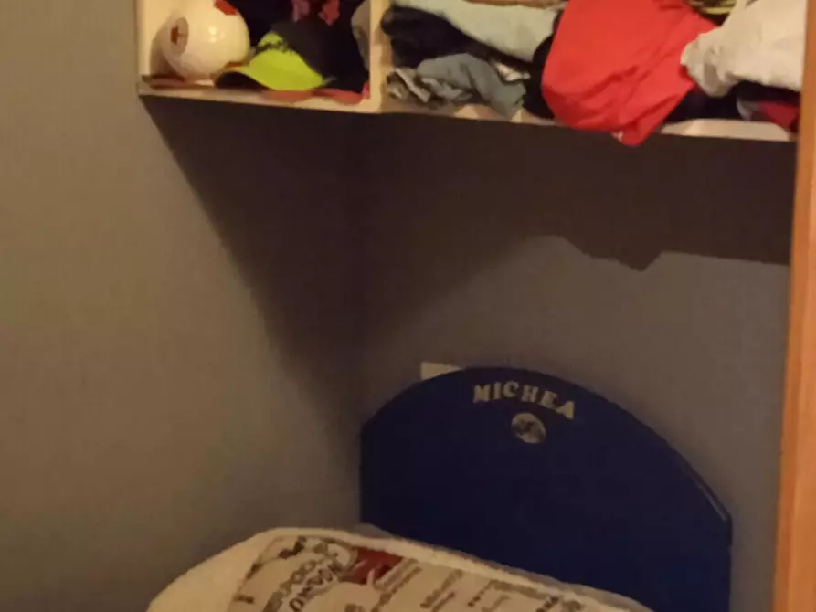 Immagine 8 di Porzione di casa in vendita  a Carrara