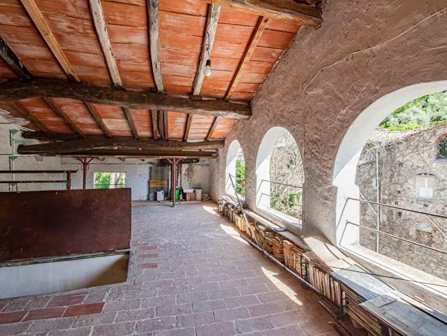 Immagine 13 di Rustico / casale in vendita  a Calci