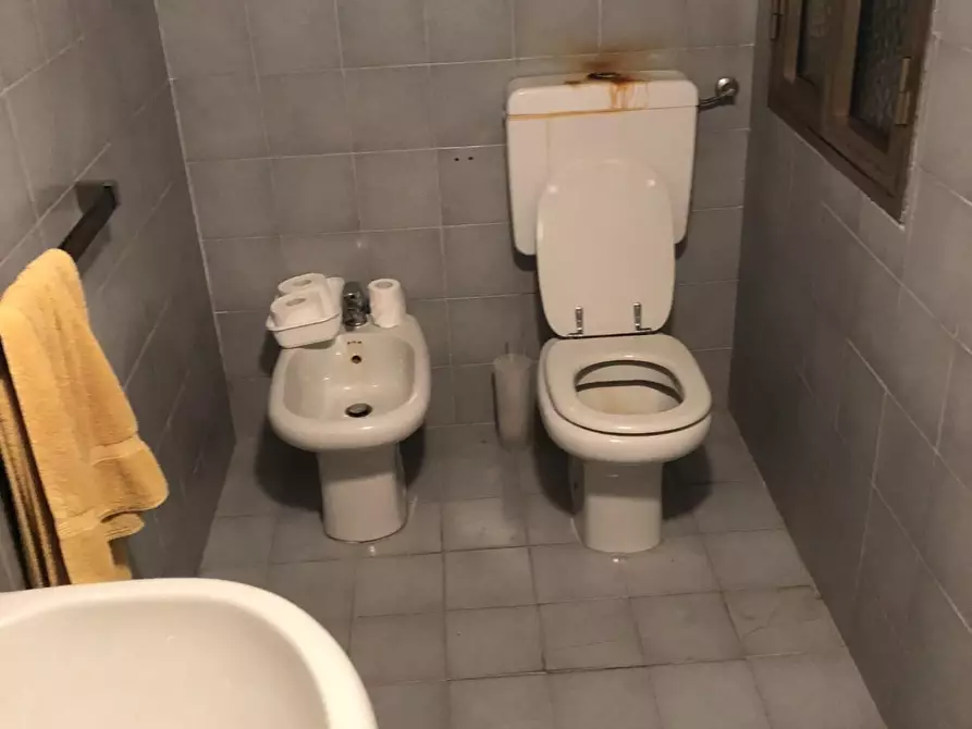 Immagine 15 di Casa semindipendente in vendita  a Montignoso