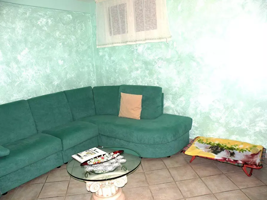 Immagine 13 di Villetta a schiera in vendita  a Massa