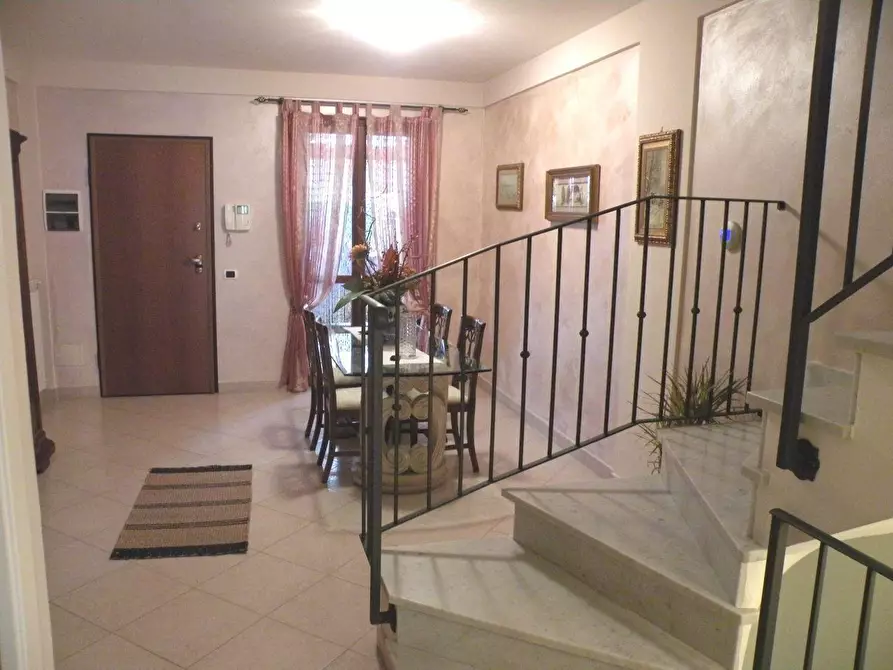 Immagine 4 di Villetta a schiera in vendita  a Massa